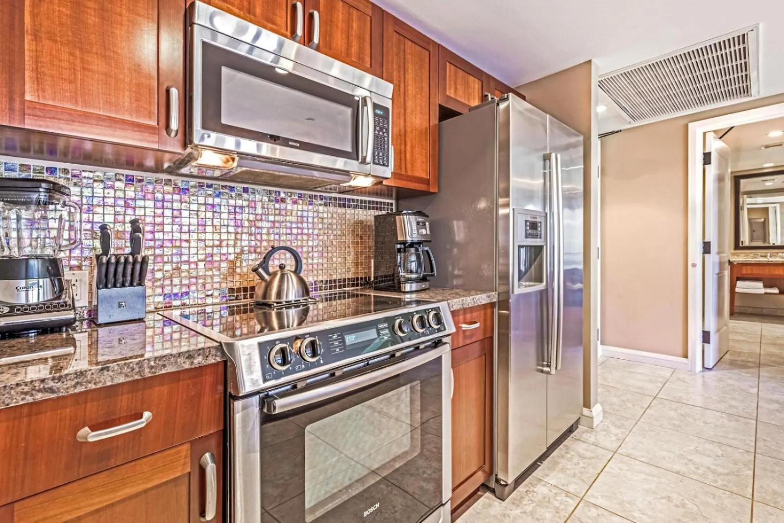 Kbm Resorts Free Car Honua Kai Hokulani Ocean View 2Bedroom Condo Hkh-348 Stunning Ocean Views Kaanapali United States