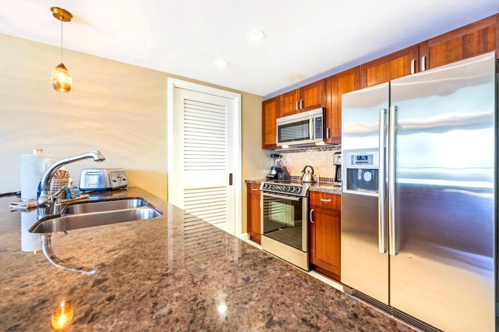 Kbm Resorts Free Car Honua Kai Hokulani Ocean View 2Bedroom Condo Hkh-348 Stunning Ocean Views Kaanapali